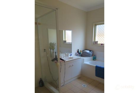 Property photo of 28 Greenleaf Avenue Springfield Lakes QLD 4300