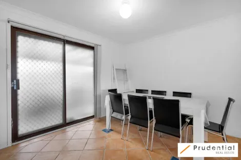 Property photo of 141 Harrow Road Glenfield NSW 2167