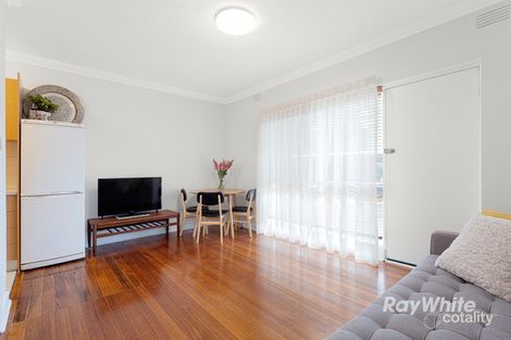 Property photo of 2/30 Oak Grove Malvern East VIC 3145
