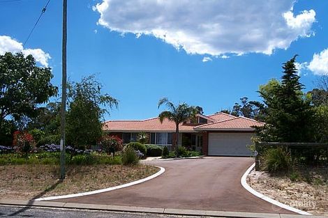 3 Hawkins Dr, Gelorup, WA 6230