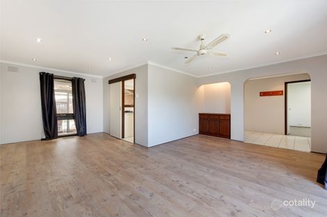 Property photo of 18 Cambridge Crescent Werribee VIC 3030