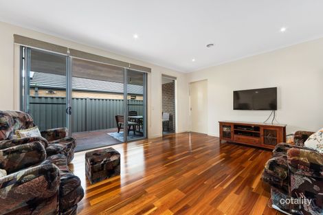 Property photo of 64 Kororoit Approach Caroline Springs VIC 3023