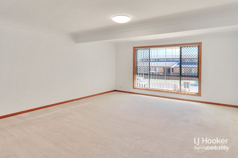 Property photo of 17 McKinley Court Stretton QLD 4116