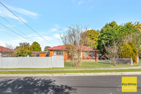 Property photo of 1 Oaklea Place Canley Heights NSW 2166