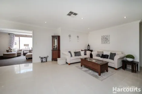 Property photo of 39 Keanefield Drive Carramar WA 6031