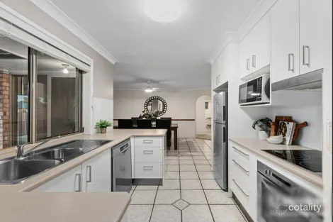 Property photo of 14 Andree Place Wishart QLD 4122