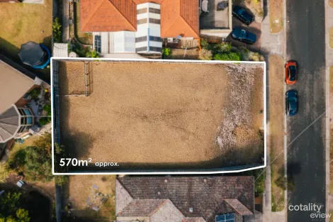 5 BANGOR DR, FRANKSTON, VIC 3199