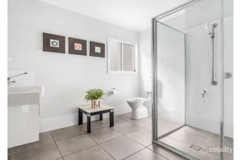 Property photo of 15 Wilde Street Wynnum QLD 4178