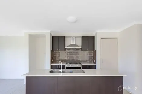 Property photo of 57 Vantage Point Boulevard Doreen VIC 3754