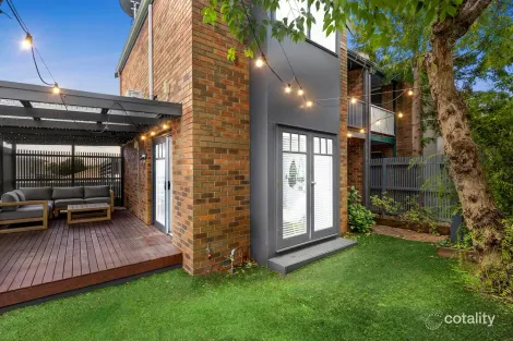 3/2 Upper Skene St, Newtown, VIC 3220