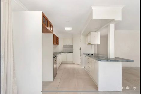 Property photo of 337 Ashmore Road Benowa QLD 4217