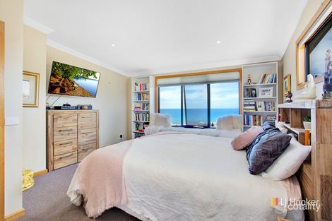 Property photo of 24 Ashwater Crescent Penguin TAS 7316