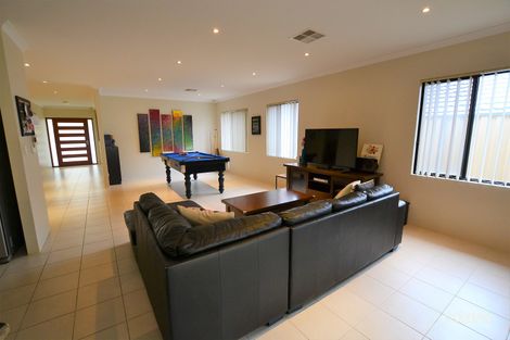 Property photo of 27 Tranquility Crescent Aveley WA 6069
