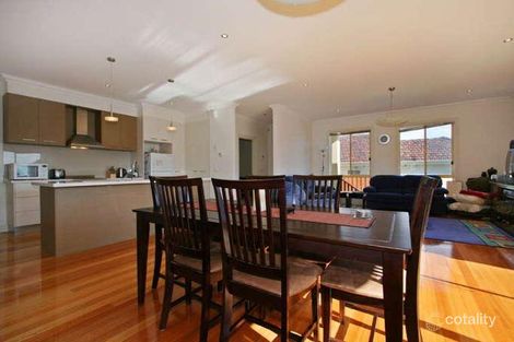 Property photo of 2/16 Aikman Crescent Chadstone VIC 3148