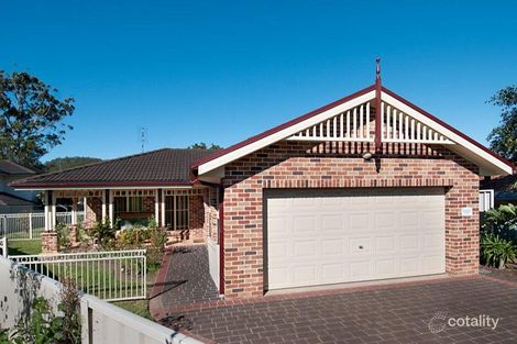 10 Victor Cl, Green Point, NSW 2251