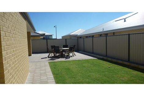 Property photo of 30 Majorelle Parkway Aubin Grove WA 6164