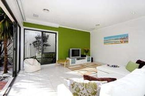 Property photo of 5 Birkdale Avenue Heatherton VIC 3202