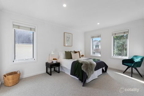 Property photo of 4 Carnoustie Parade Heatherton VIC 3202
