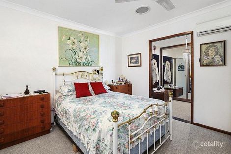 Property photo of 15 Scott Street Point Clare NSW 2250
