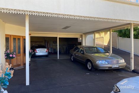Property photo of 10 Elana Court Croydon North VIC 3136