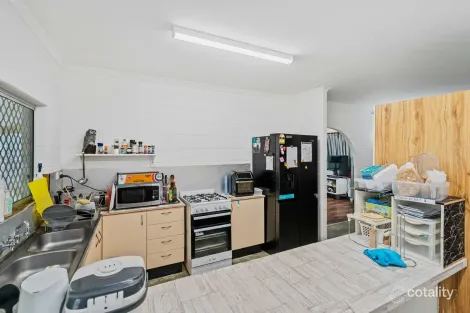 Property photo of 255 Pease Street Edge Hill QLD 4870