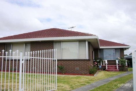 Property photo of 10 Garden Court Keysborough VIC 3173