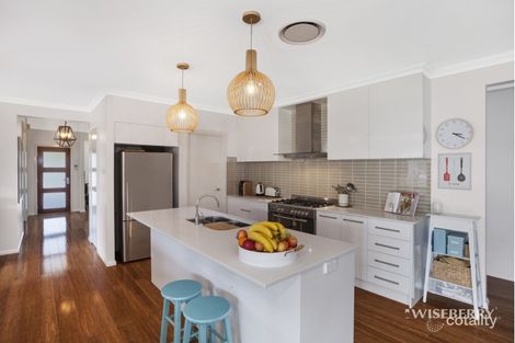 Property photo of 14 Viewfield Crescent Woongarrah NSW 2259