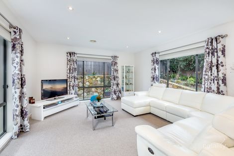 Property photo of 2/2 Goolara Place Jerrabomberra NSW 2619