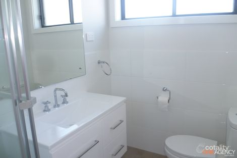 Property photo of 11 Copper Valley Close Caves Beach NSW 2281