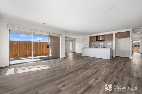 Property photo of 24 Kurdweechee Road Eynesbury VIC 3338