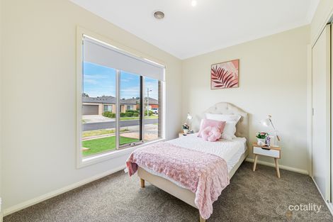 Property photo of 8 Narmara Mews Wyndham Vale VIC 3024