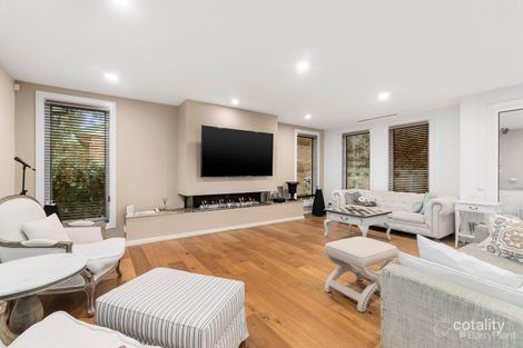 Property photo of 2/54 Henry Street Eltham VIC 3095