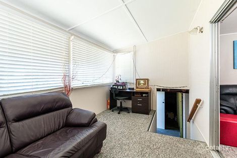 Property photo of 22 Cross Street Raceview QLD 4305