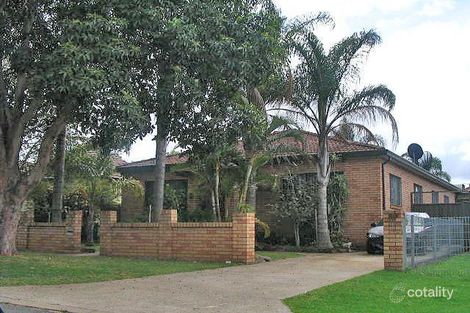 17 Plasto St, Greenacre, NSW 2190