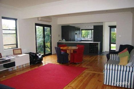 9 College Cres, Flora Hill, VIC 3550