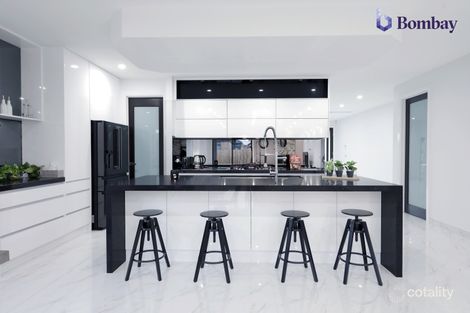 Property photo of 30 Hickory Road Mickleham VIC 3064