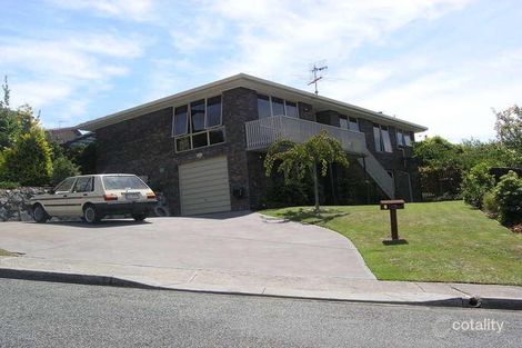 2 Bay Ct, Blackmans Bay, TAS 7052