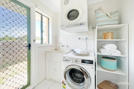 Property photo of 2A Hardwicke Court Frankston VIC 3199