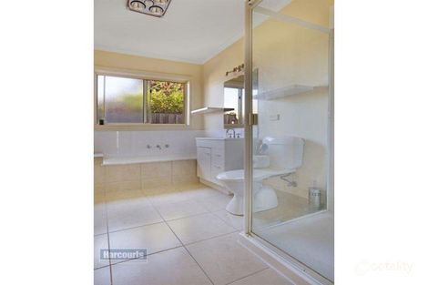 2/10 Birdsey St, Thomson, VIC 3219