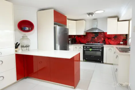 Property photo of 68 Fluorite Place Eagle Vale NSW 2558