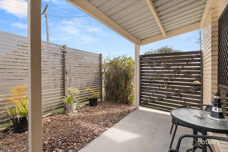 Property photo of 6 Heran Court Urangan QLD 4655