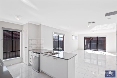 Property photo of 14 Nabro Street Truganina VIC 3029