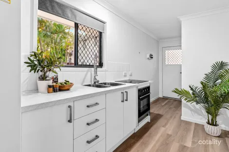 Property photo of 5 Millstream Place Glenview QLD 4553