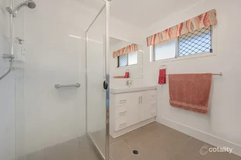 Property photo of 40 Bayview Terrace Deception Bay QLD 4508