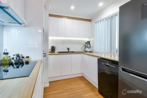 Property photo of 1/11 Lloyd Street Southport QLD 4215