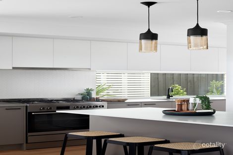 Property photo of 4 Yang Road Mambourin VIC 3024