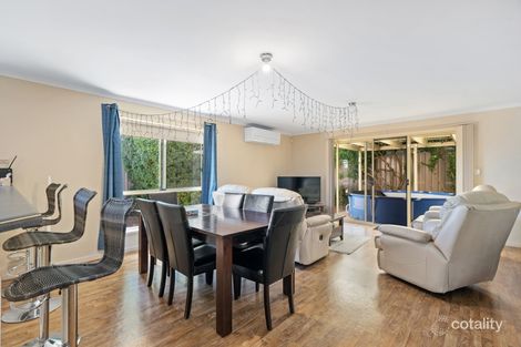 Property photo of 17 McGuire Court Hackham SA 5163