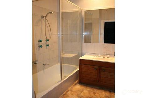 Property photo of 16 Oxley Street Sunbury VIC 3429