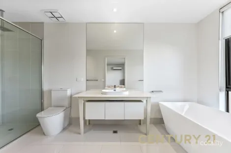 Property photo of 16 Rivulet Boulevard Springvale VIC 3171