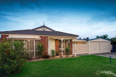 21 Saintly Gr, Berwick, VIC 3806